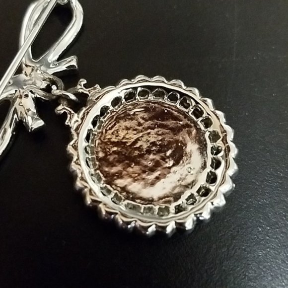 Vintage Guilloche Enamel & Rhinestone Bow Brooch - Picture 5 of 5